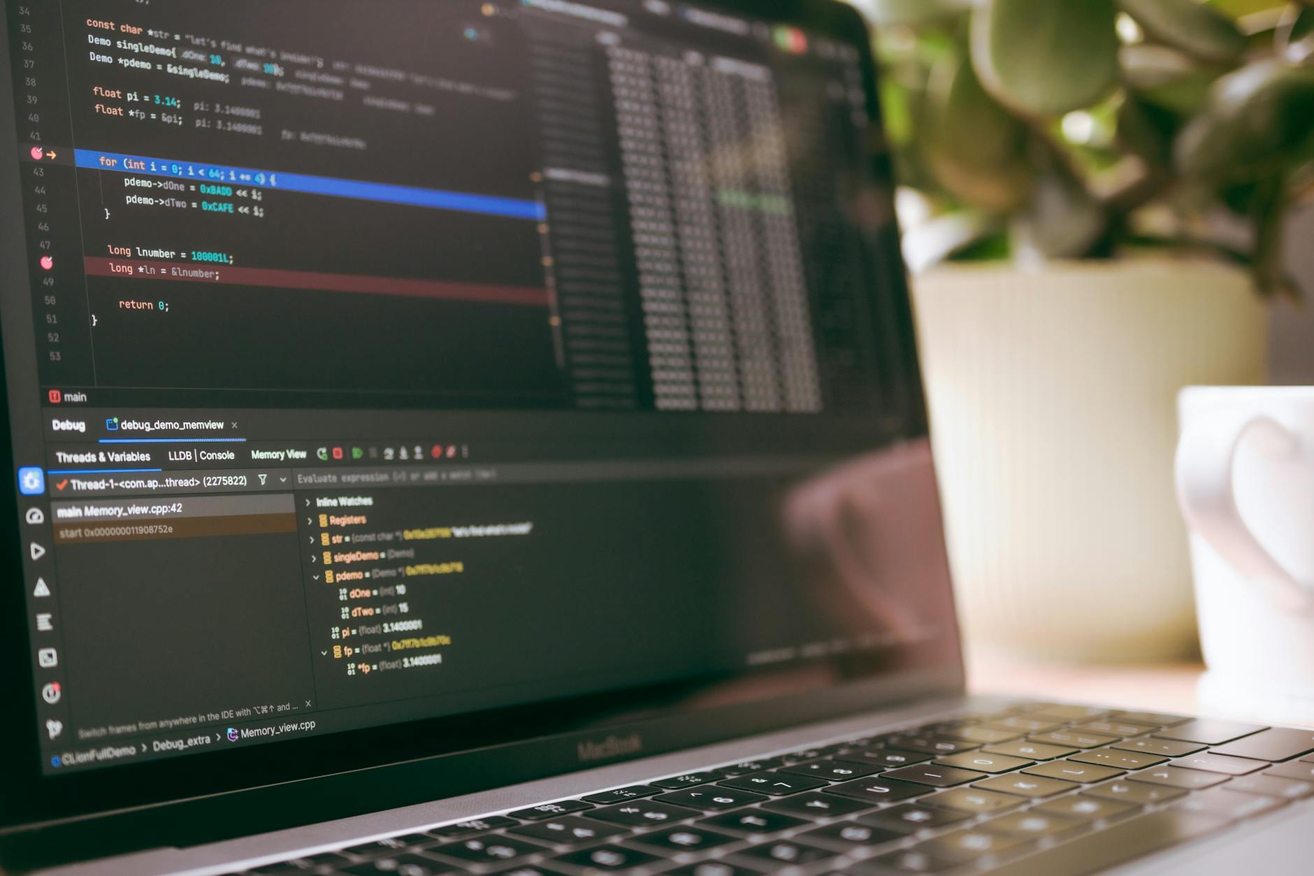 Logo programu "Siedlce się dzieje" symbolizujące młodość i inicjatywę, z napisem "Gmina Siedlce inwestuje w przyszłych liderów".